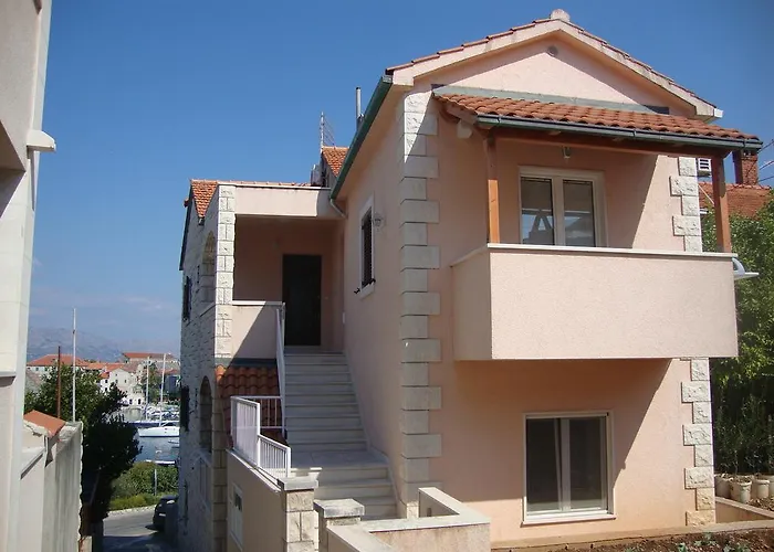 아파트 Romana 포스티라