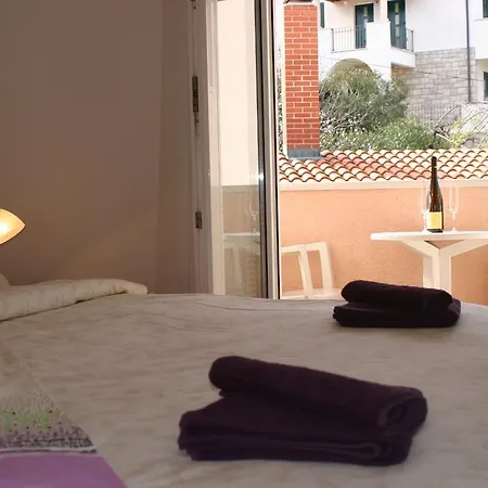 Romana 公寓 波斯蒂勒