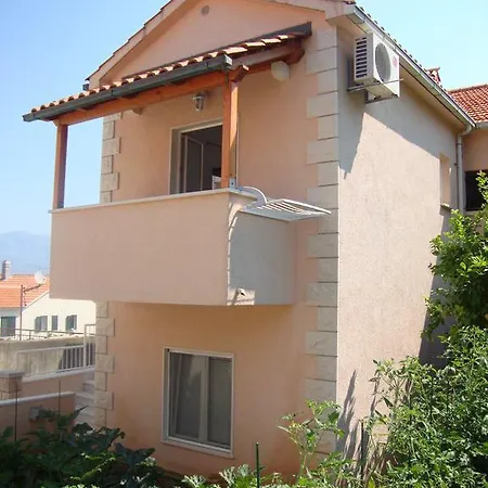 Romana * 波斯蒂勒