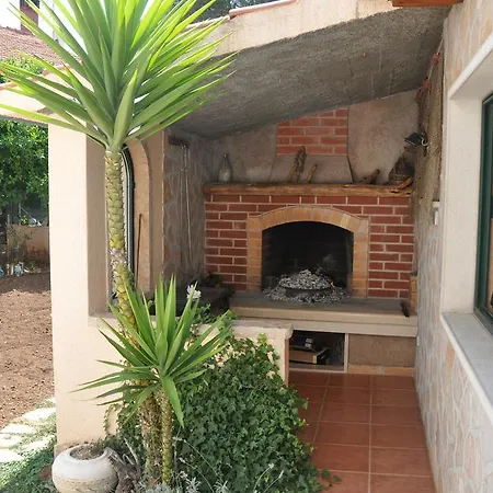 Romana بوستيرا